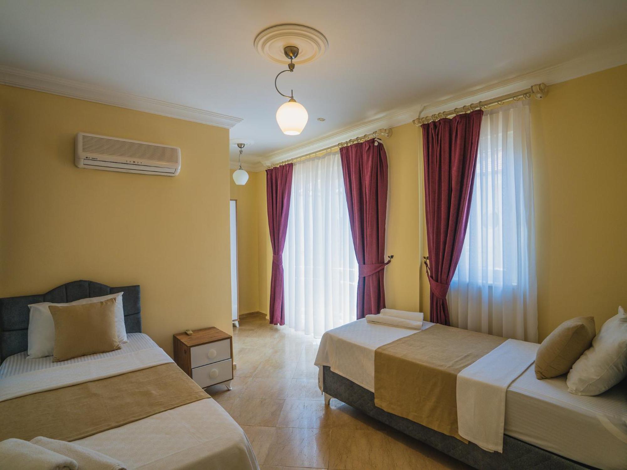 Sunset Beach Resort Aqua Lettings เฟทิเย ภายนอก รูปภาพ
