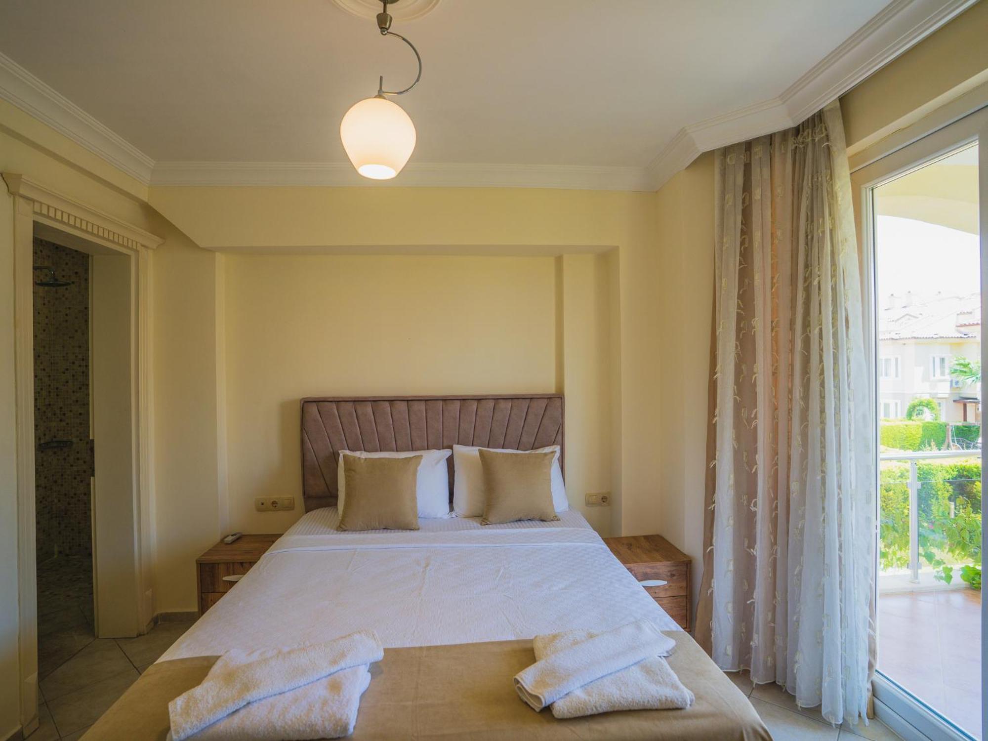 Sunset Beach Resort Aqua Lettings เฟทิเย ภายนอก รูปภาพ