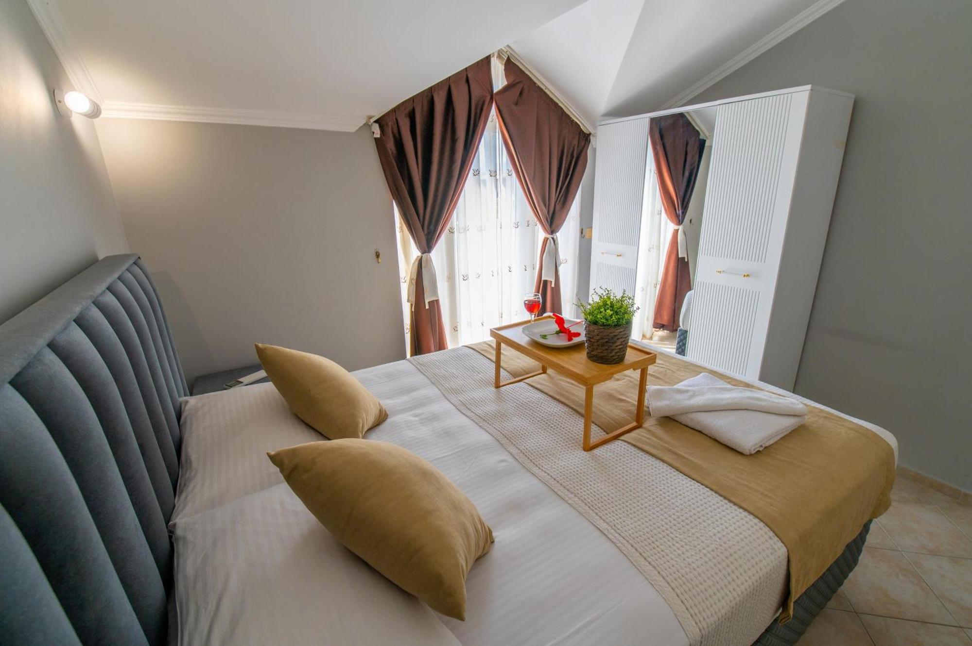Sunset Beach Resort Aqua Lettings เฟทิเย ภายนอก รูปภาพ