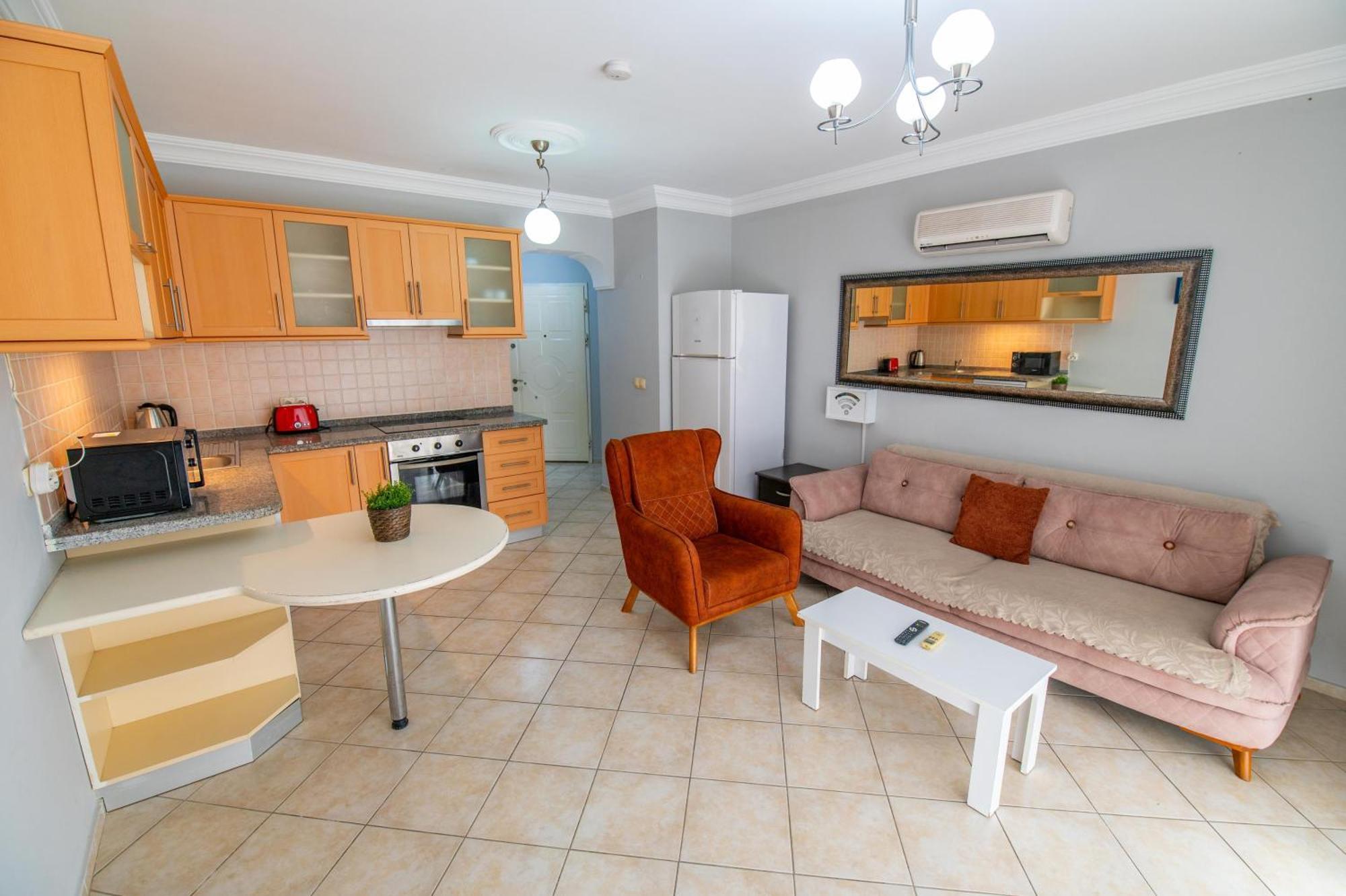 Sunset Beach Resort Aqua Lettings เฟทิเย ภายนอก รูปภาพ