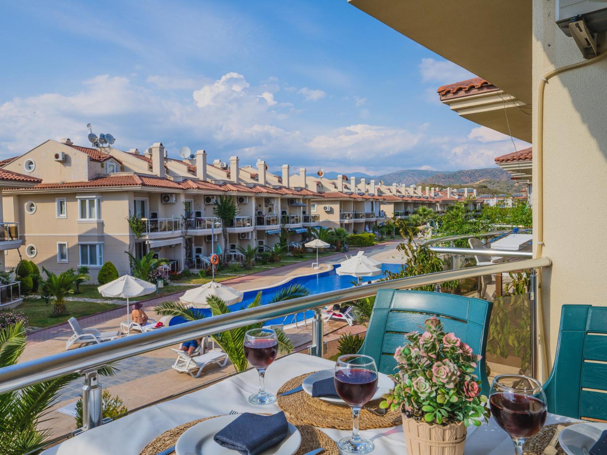 Sunset Beach Resort Aqua Lettings เฟทิเย ภายนอก รูปภาพ